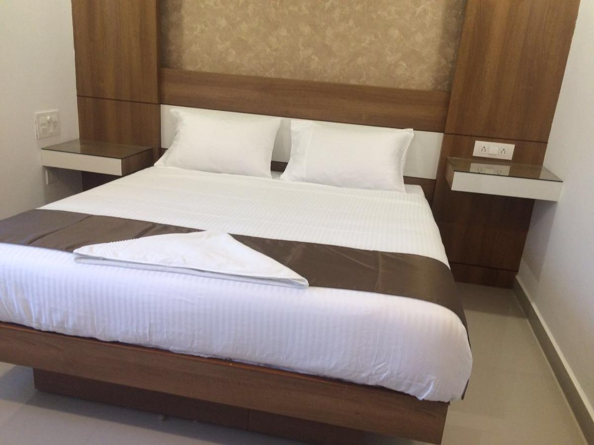 The Galaxy Suites Коччи Экстерьер фото