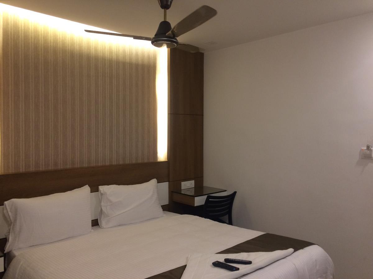 The Galaxy Suites Коччи Экстерьер фото